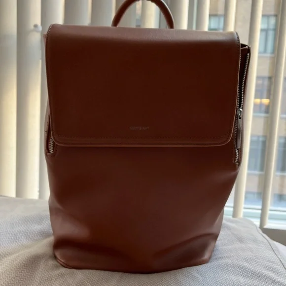 Fabi Vintage Vegan Backpack- Chili Cllour - Picture 5 of 6